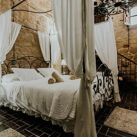 Durmiendo Como Reyes En La Rioja Cihuri Luaran gambar
