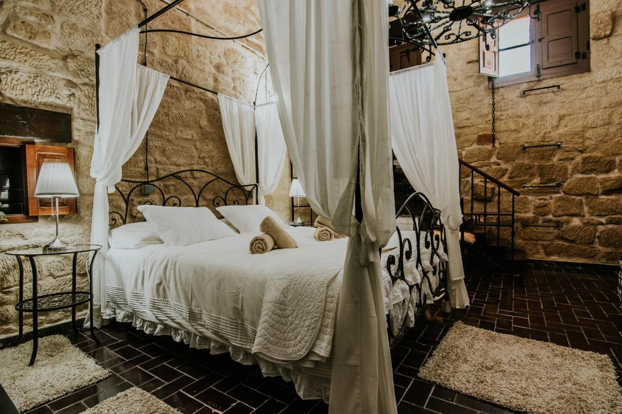 Durmiendo Como Reyes En La Rioja Cihuri Luaran gambar